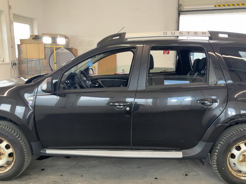 Dacia Duster 1.2 TCe Vikings 4x2 2017 – снимка 4