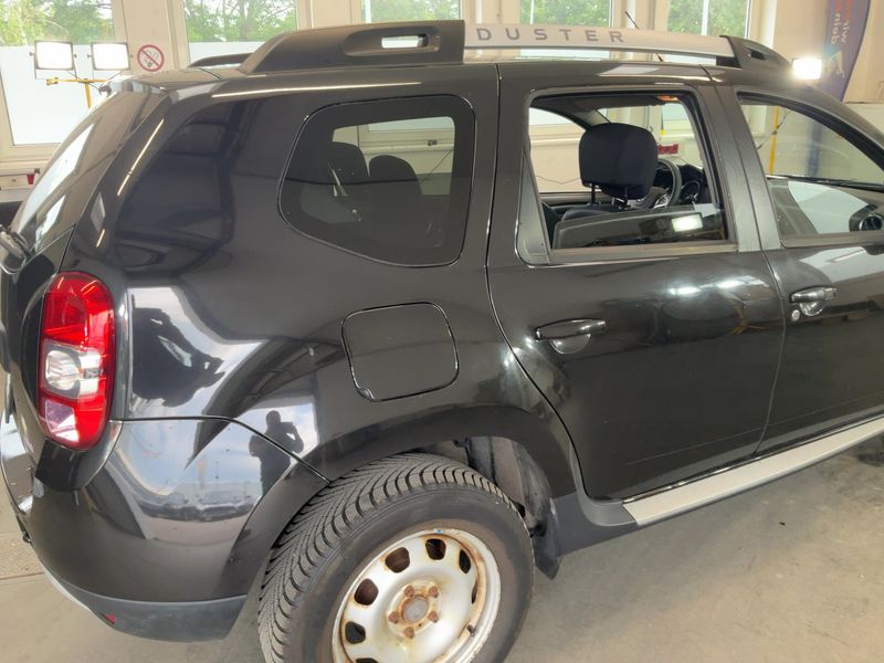 Dacia Duster 1.2 TCe Vikings 4x2 2017 – снимка 8