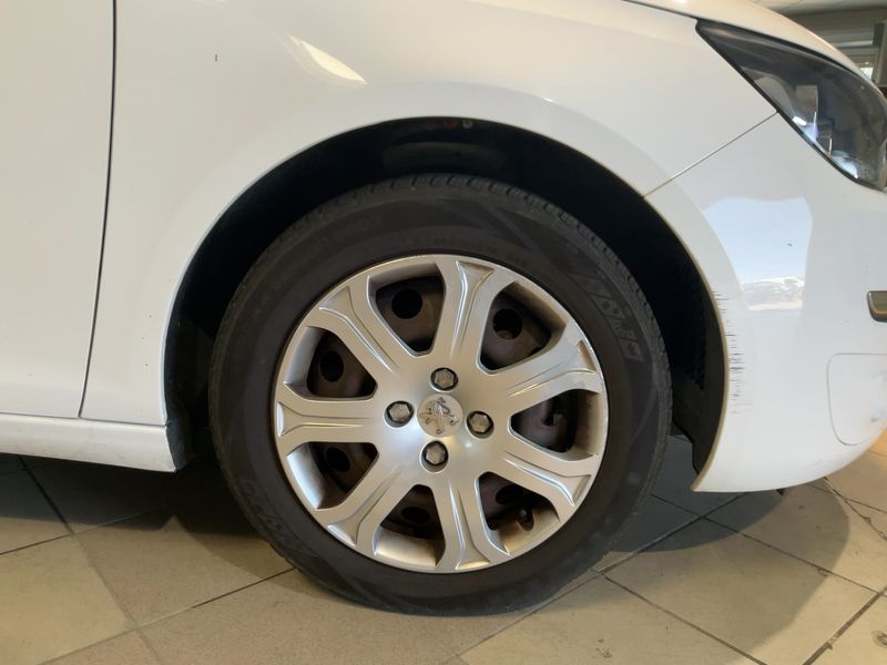 Peugeot 308 1.6 Blue-HDi Pack Clim Nav 2016 – снимка 11