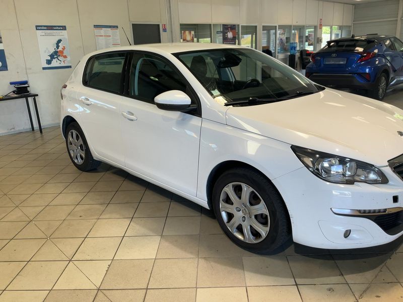 Peugeot 308 1.6 Blue-HDi Pack Clim Nav 2016 – снимка 12