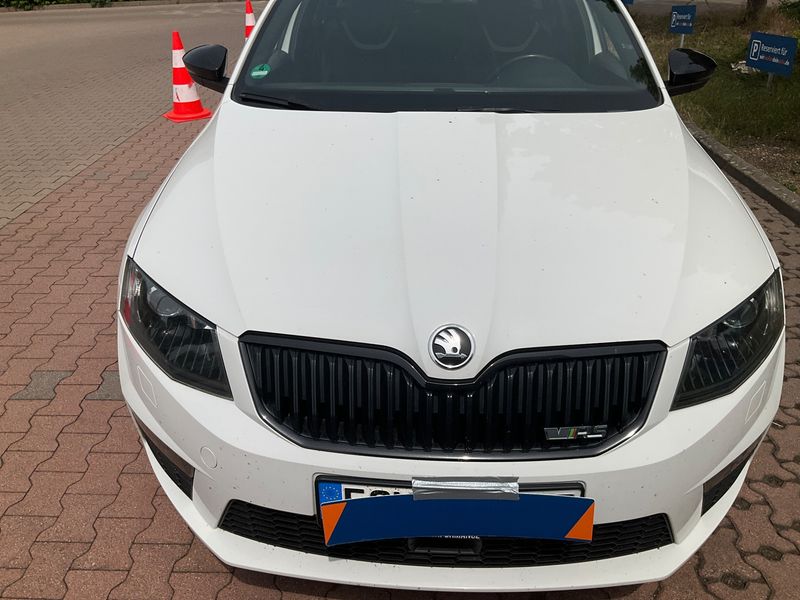 Skoda Octavia 2.0 TDI RS 2016 – снимка 29