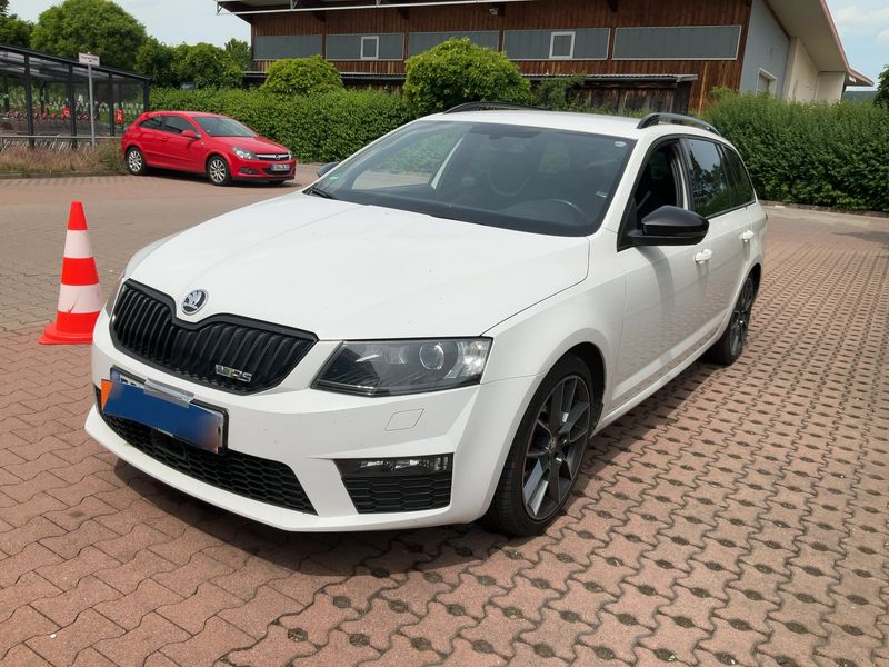 Skoda Octavia 2.0 TDI RS 2016 – снимка 1