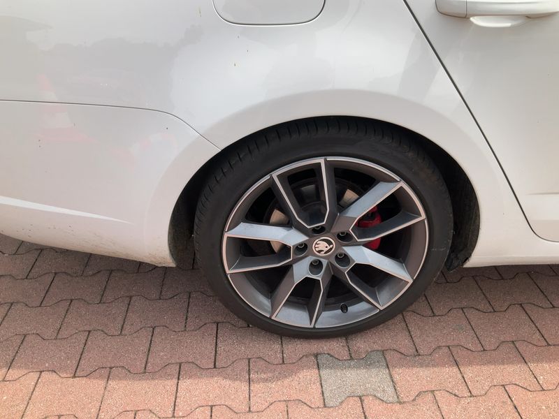 Skoda Octavia 2.0 TDI RS 2016 – снимка 9