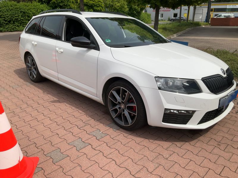 Skoda Octavia 2.0 TDI RS 2016 – снимка 12