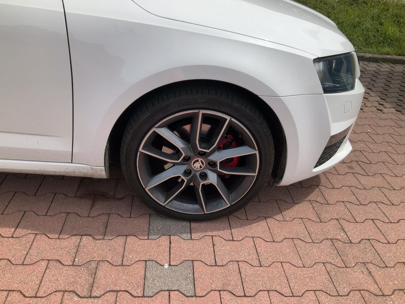 Skoda Octavia 2.0 TDI RS 2016 – снимка 11