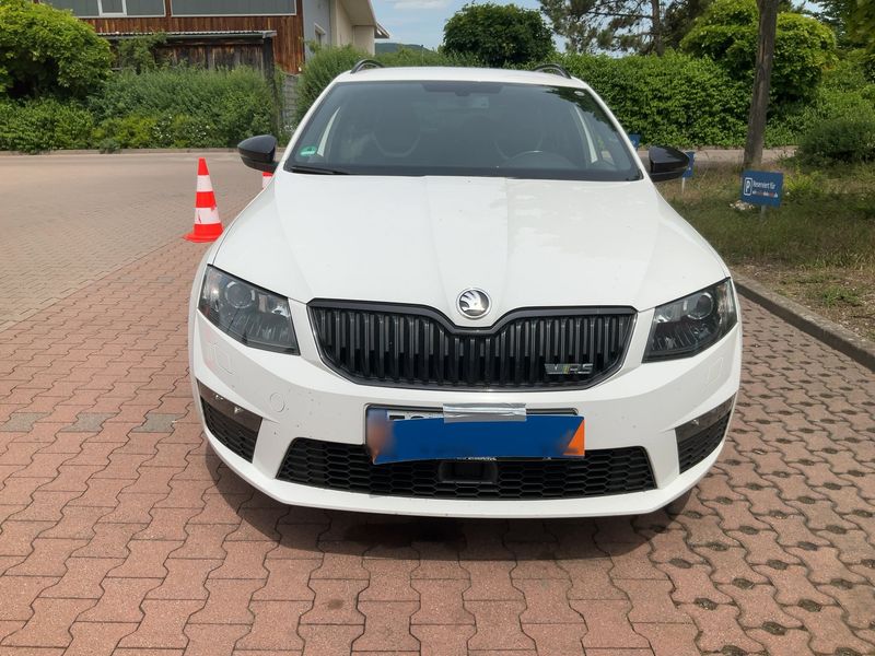 Skoda Octavia 2.0 TDI RS 2016 – снимка 14