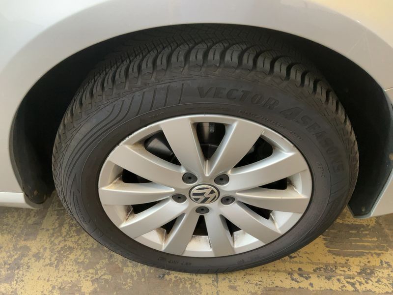 Volkswagen Passat 1.4 TSI Comfortline BlueMotion Tech 2014 – снимка 11