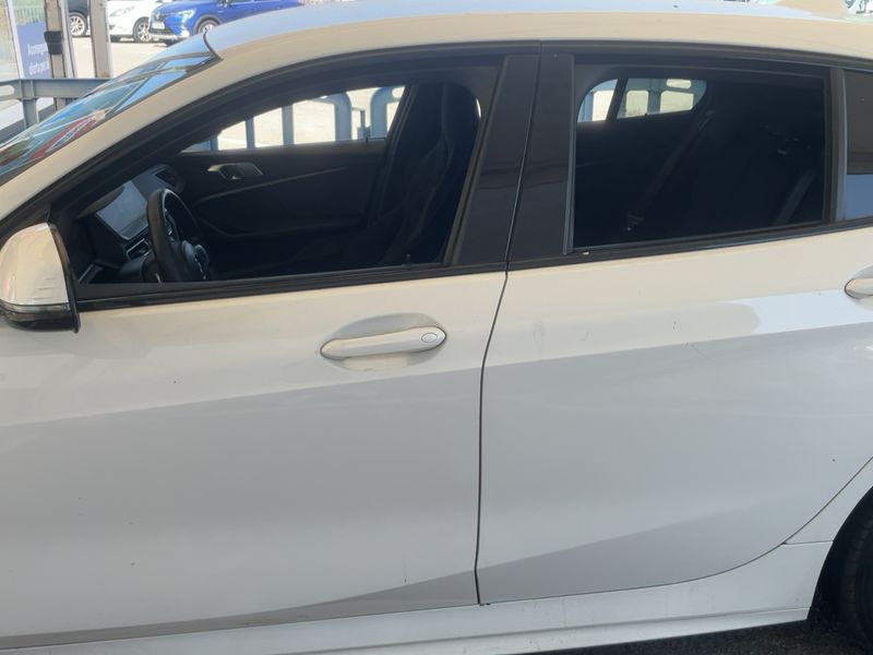 BMW 1er 118d M Sport 2021 – снимка 4