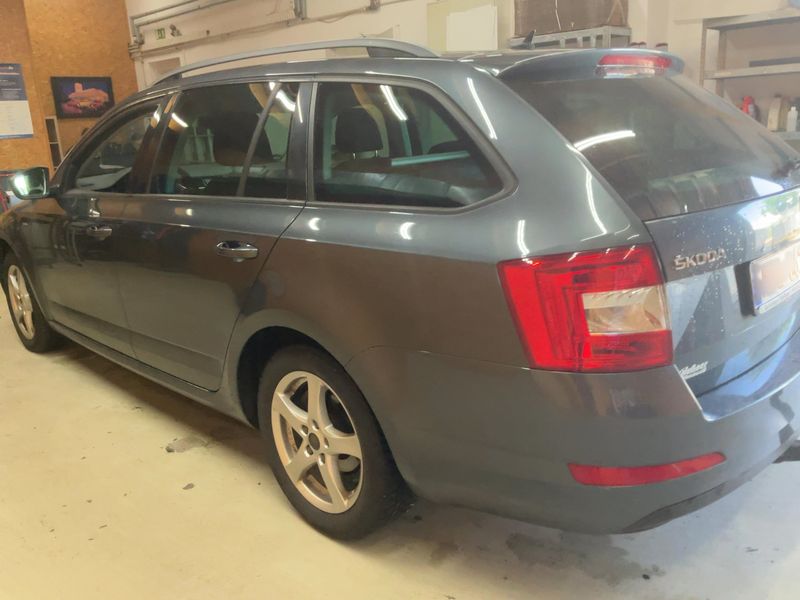 Skoda Octavia 2.0 TDI Joy 2016 – снимка 6