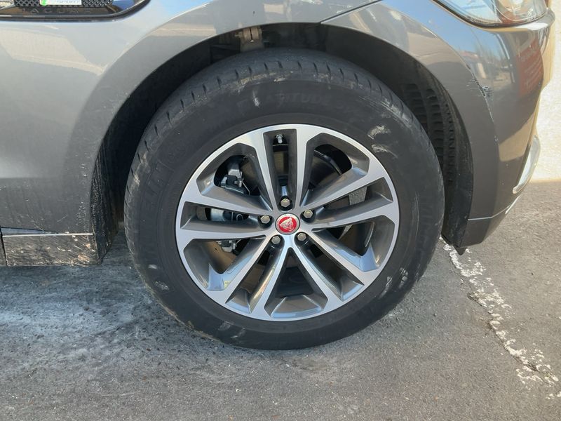Jaguar F-Pace 20d R-Sport AWD 2017 – снимка 11