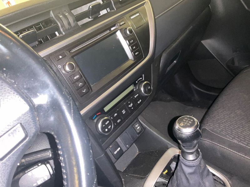 Toyota Auris 1.4 Turbodiesel Active 2014 – снимка 25