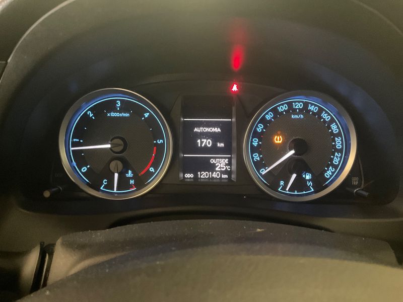 Toyota Auris 1.4 Turbodiesel Active 2014 – снимка 18