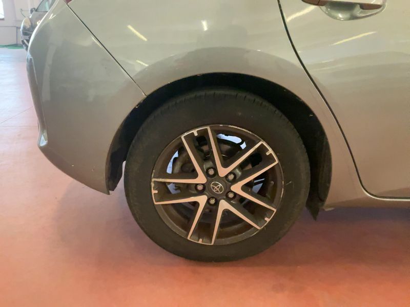 Toyota Auris 1.4 Turbodiesel Active 2014 – снимка 9