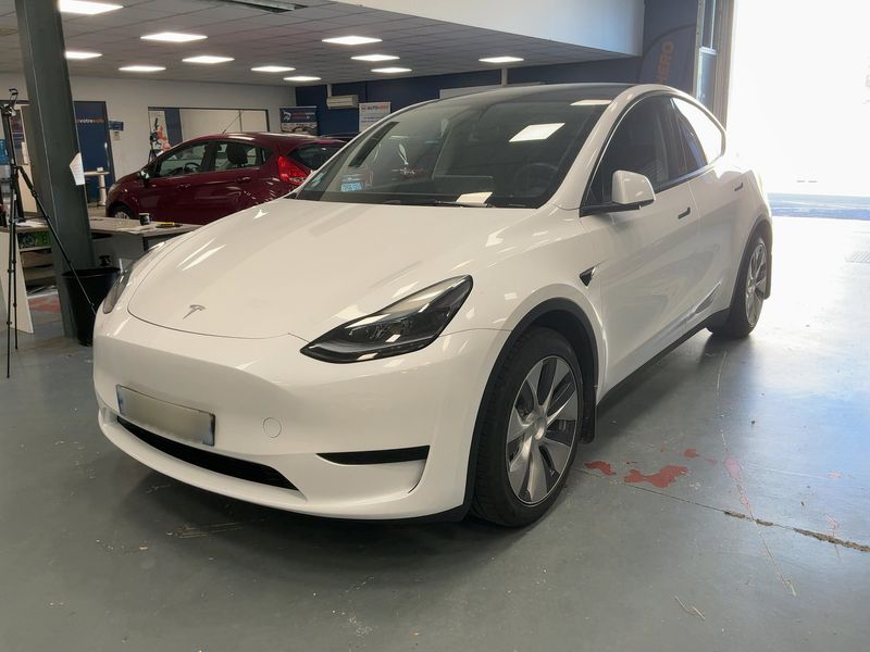 Tesla Model Y Standard Range 2023 – снимка 1