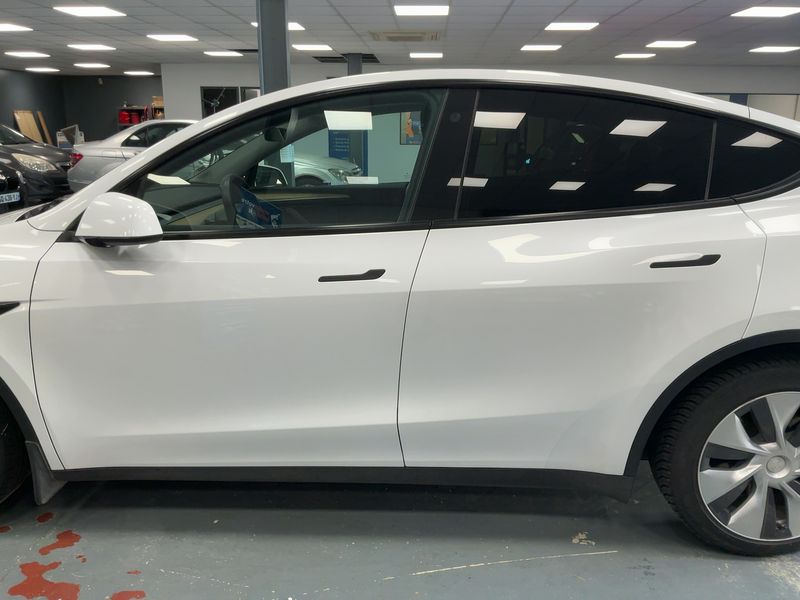 Tesla Model Y Standard Range 2023 – снимка 4