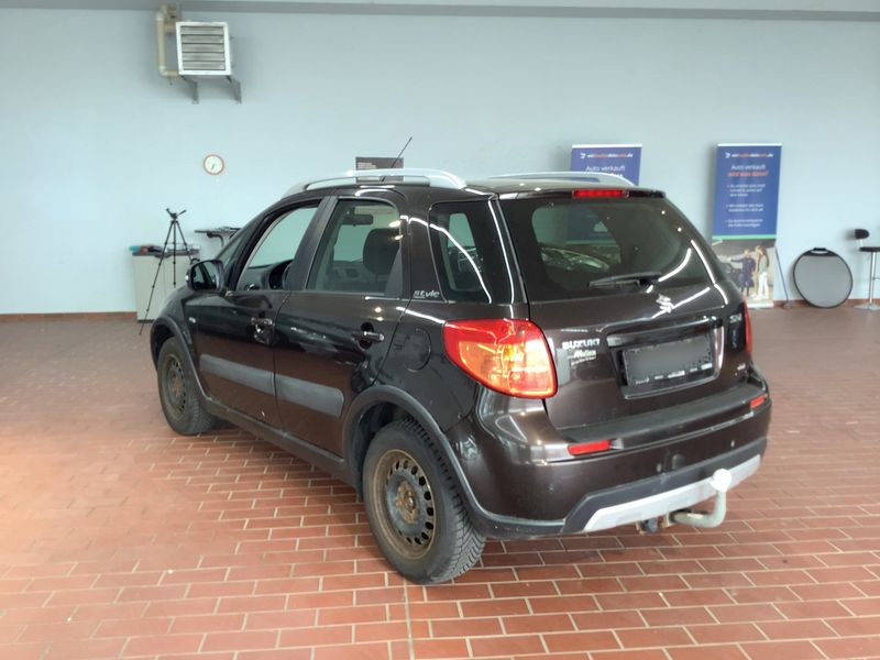 Suzuki SX4 2.0 DDiS Style 4x4 2013 – снимка 6