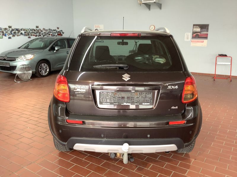 Suzuki SX4 2.0 DDiS Style 4x4 2013 – снимка 7