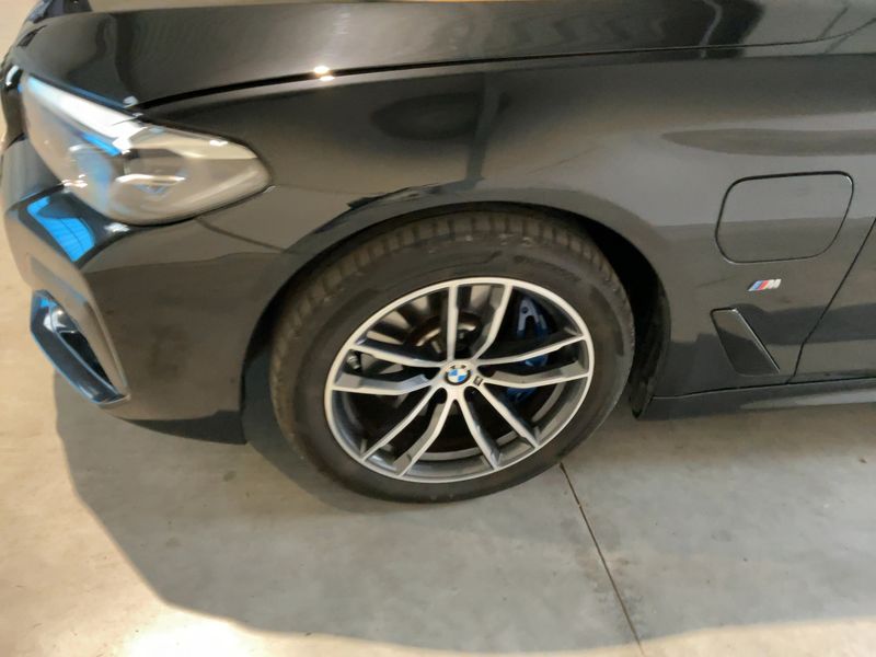 BMW 5er 530e xDrive M Sport 2020 – снимка 3