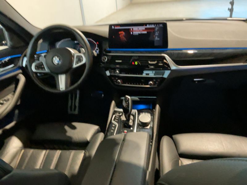 BMW 5er 530e xDrive M Sport 2020 – снимка 17