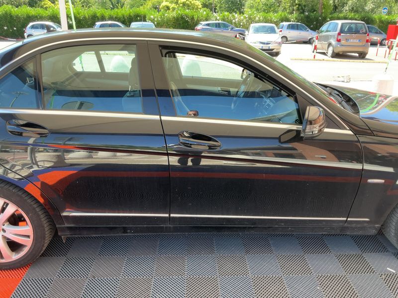Mercedes-Benz C-Klasse C 220 CDI BlueEfficiency Avantgarde 2009 – снимка 10