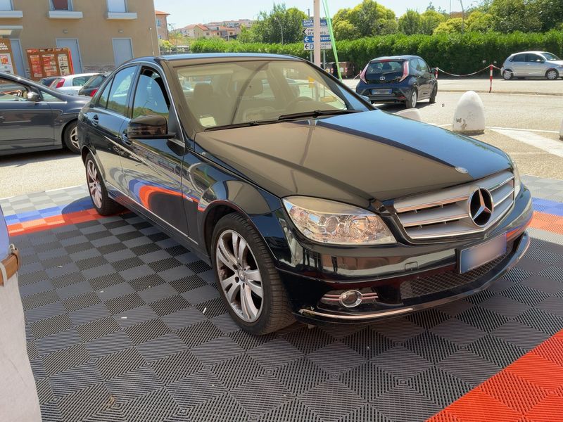 Mercedes-Benz C-Klasse C 220 CDI BlueEfficiency Avantgarde 2009 – снимка 12