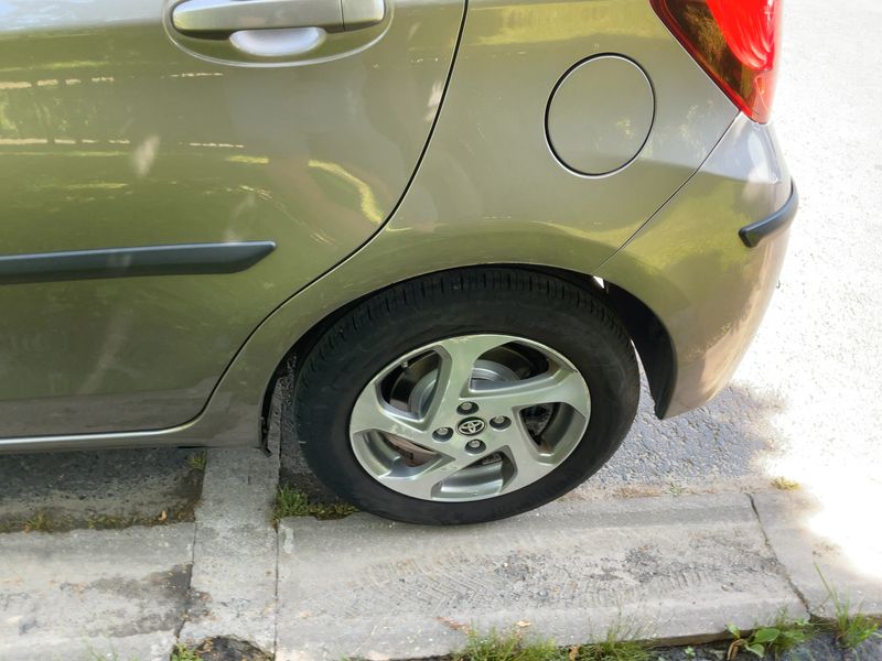 Toyota Yaris 1.5 Hybrid ByD 2015 – снимка 5