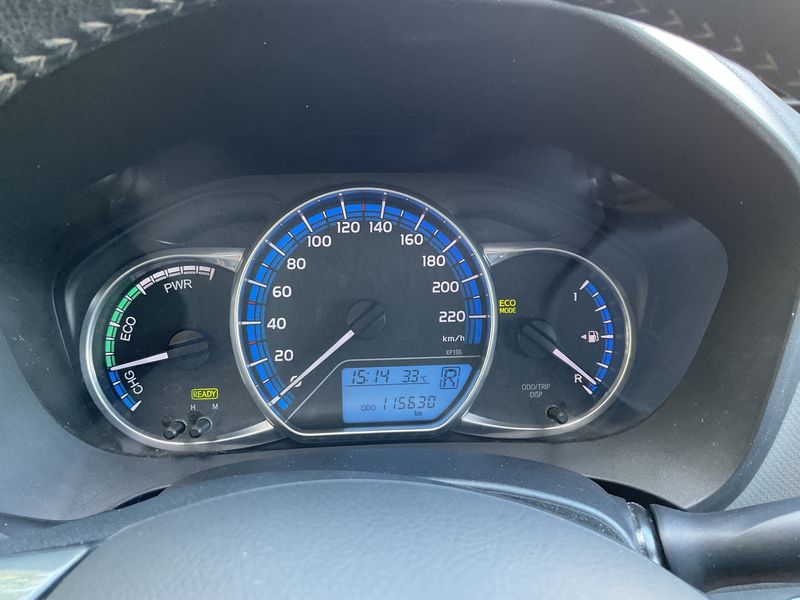 Toyota Yaris 1.5 Hybrid ByD 2015 – снимка 18
