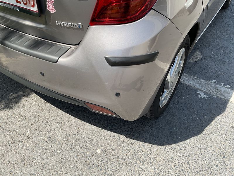 Toyota Yaris 1.5 Hybrid ByD 2015 – снимка 27