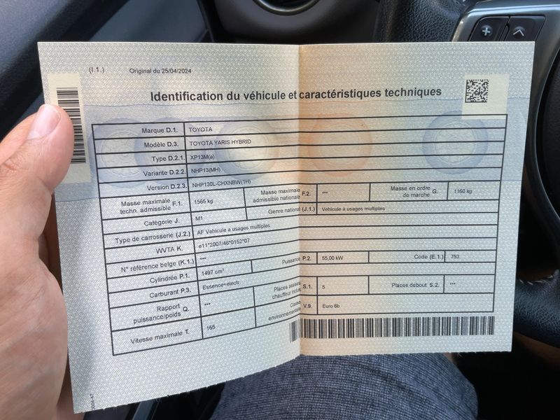 Toyota Yaris 1.5 Hybrid ByD 2015 – снимка 20