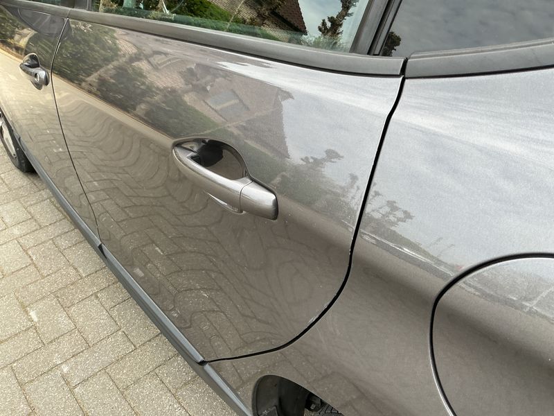 Peugeot 2008 1.6 Blue-HDi Active 2016 – снимка 42