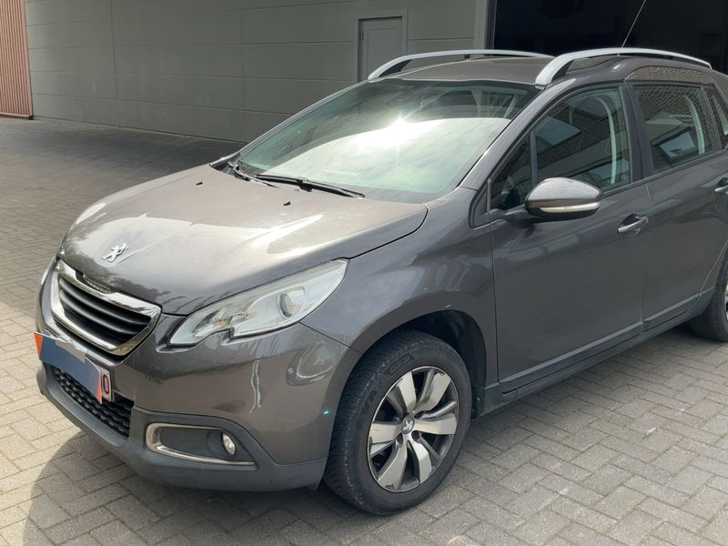 Peugeot 2008 1.6 Blue-HDi Active 2016 – снимка 2