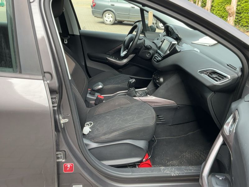 Peugeot 2008 1.6 Blue-HDi Active 2016 – снимка 16