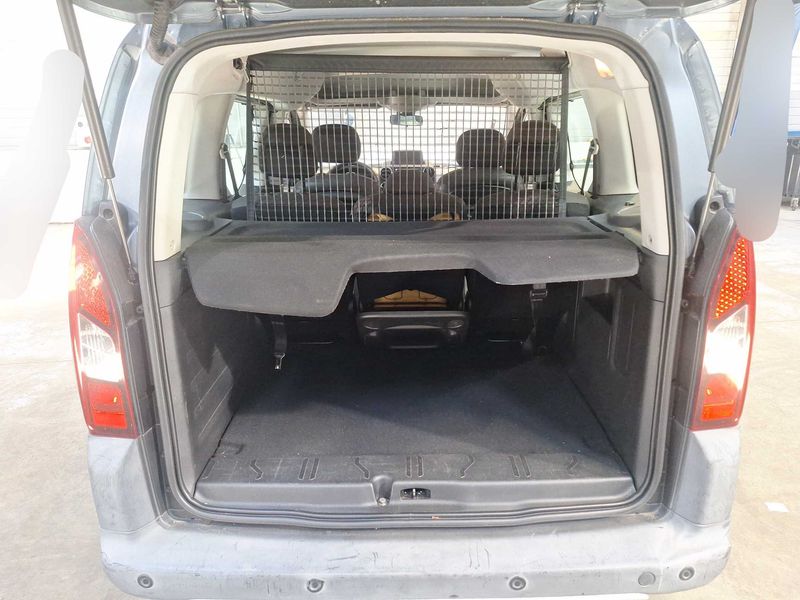 Peugeot Partner 1.6 HDi Outdoor 2013 – снимка 9