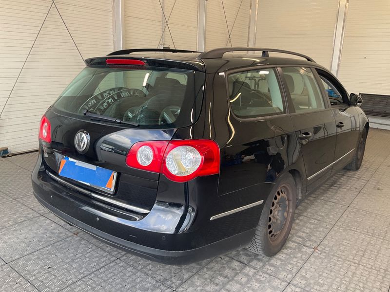 Volkswagen Passat 1.4 TSI Sportline 2010 – снимка 2