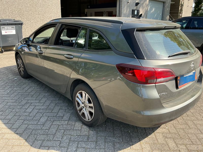Opel Astra 1.6 CDTI DPF Edition Start/Stop 2019 – снимка 6