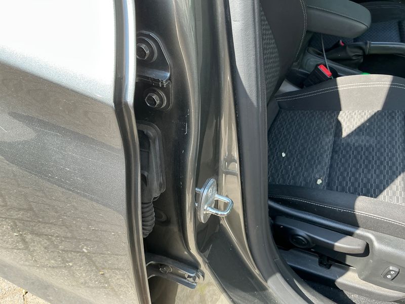 Opel Astra 1.6 CDTI DPF Edition Start/Stop 2019 – снимка 28