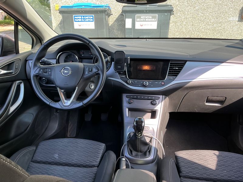 Opel Astra 1.6 CDTI DPF Edition Start/Stop 2019 – снимка 17