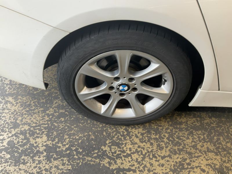 BMW 3er 320d 2013 – снимка 9