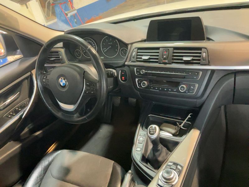 BMW 3er 320d 2013 – снимка 18