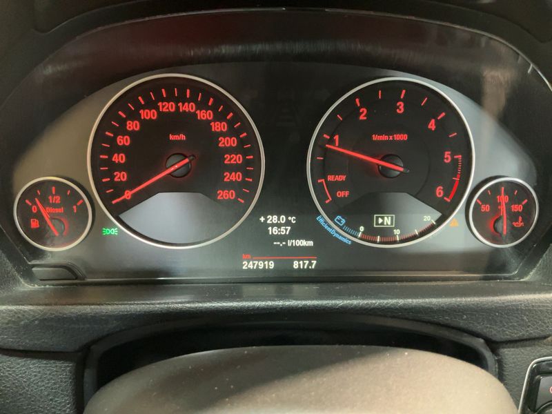 BMW 3er 320d 2013 – снимка 19