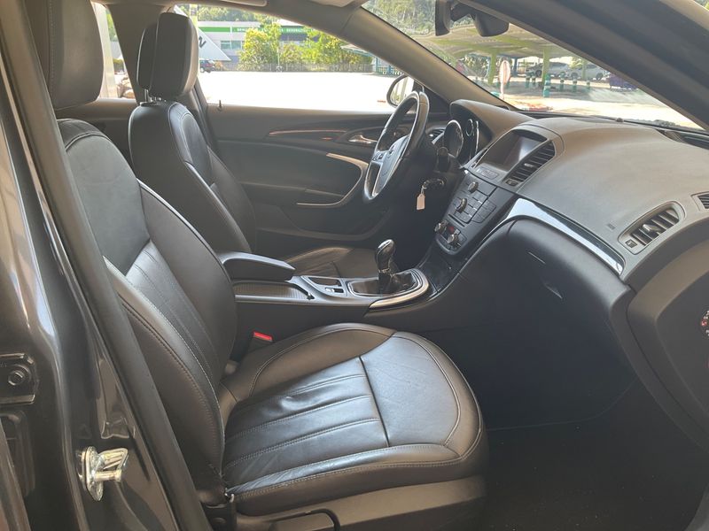 Opel Insignia Sports Tourer 2.0 CDTI Cosmo 2010 – снимка 3