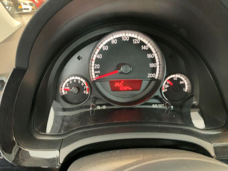 Volkswagen up! 1.0 Move up! 2016 – снимка 18