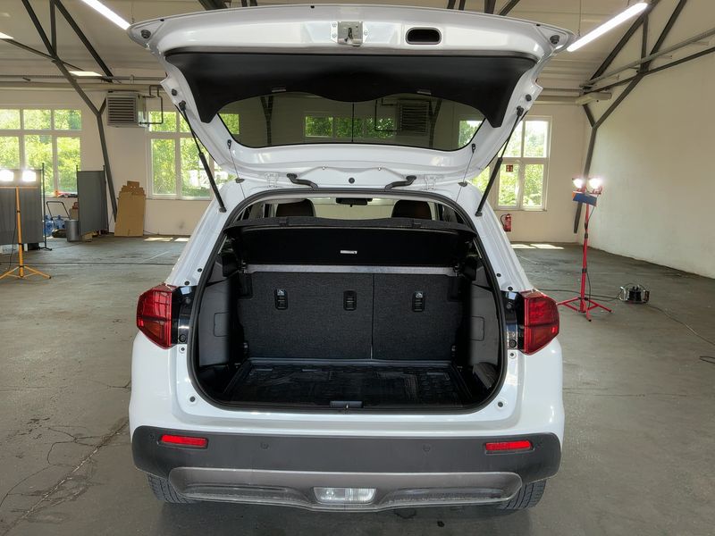 Suzuki Vitara 1.4 BoosterJet Comfort + 4x4 2020 – снимка 15