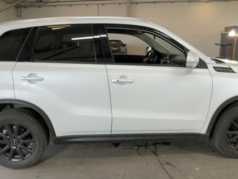 Suzuki Vitara 1.4 BoosterJet Comfort + 4x4 2020 – снимка 10