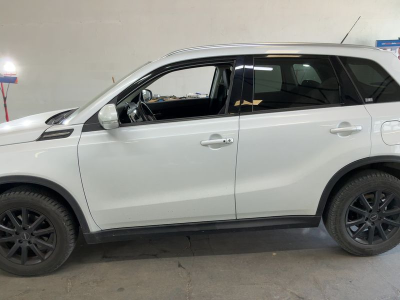 Suzuki Vitara 1.4 BoosterJet Comfort + 4x4 2020 – снимка 4
