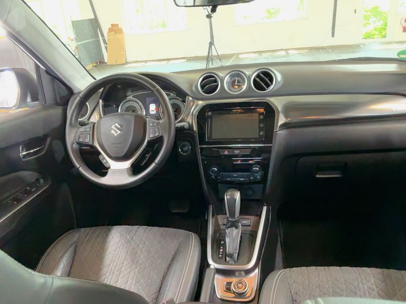 Suzuki Vitara 1.4 BoosterJet Comfort + 4x4 2020 – снимка 17