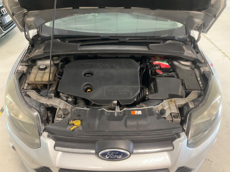 Ford Focus 1.6 TDCi Sport 2013 – снимка на щета