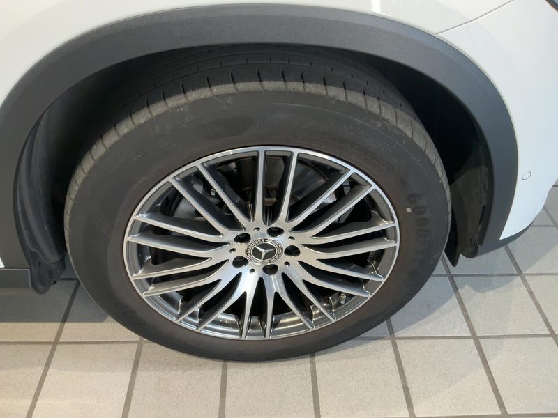 Mercedes-Benz GLC-Klasse GLC 220 d Mild-Hybrid 4Matic Avantgarde 2023 – снимка 11