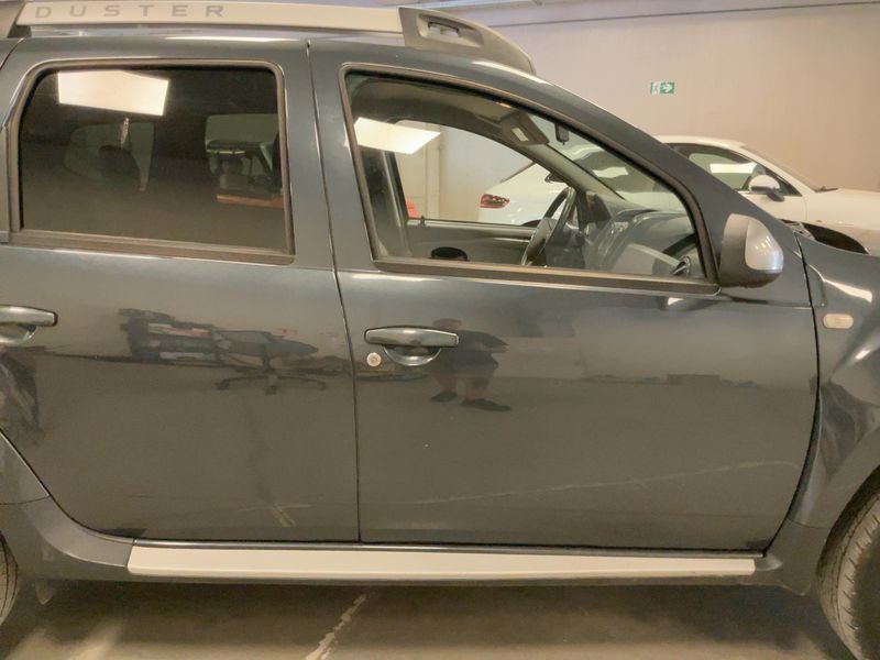 Dacia Duster 1.2 TCe Prestige 4x2 2016 – снимка 10