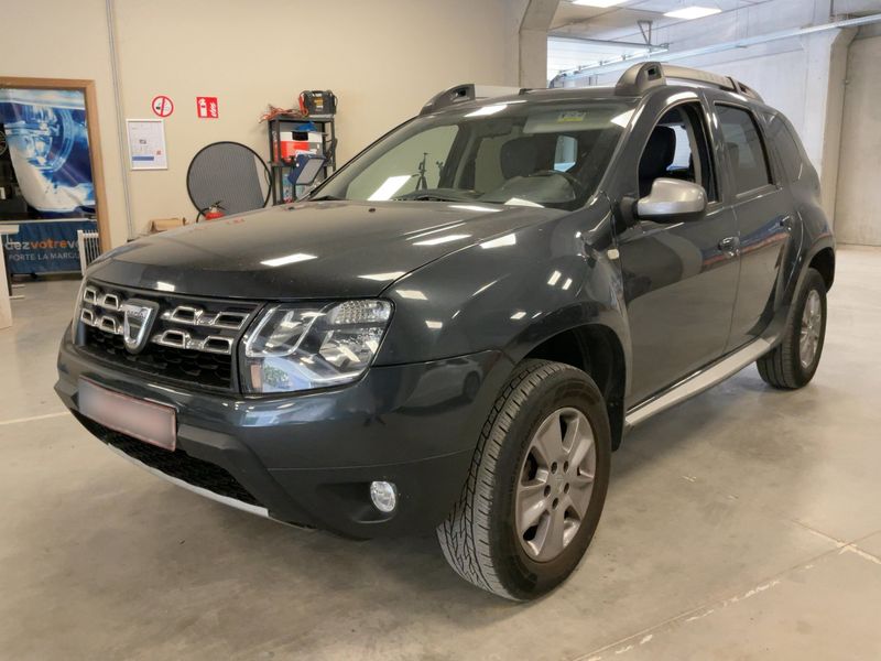 Dacia Duster 1.2 TCe Prestige 4x2 2016 – снимка 2